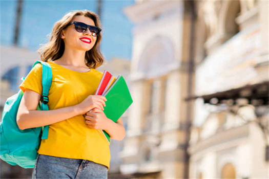 初中赴新加坡留學(xué)條件詳解與頂尖中學(xué)盤(pán)點(diǎn)